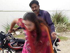 Tharik Bike Driver Desi Aunty Hot